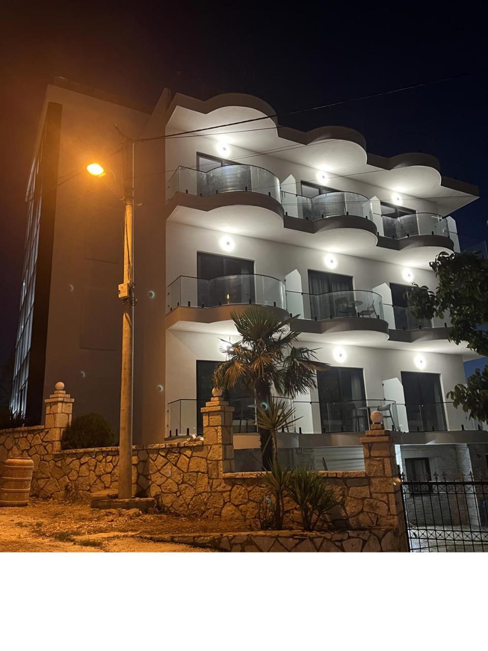 Belsar Hotel Ksamil Extérieur photo